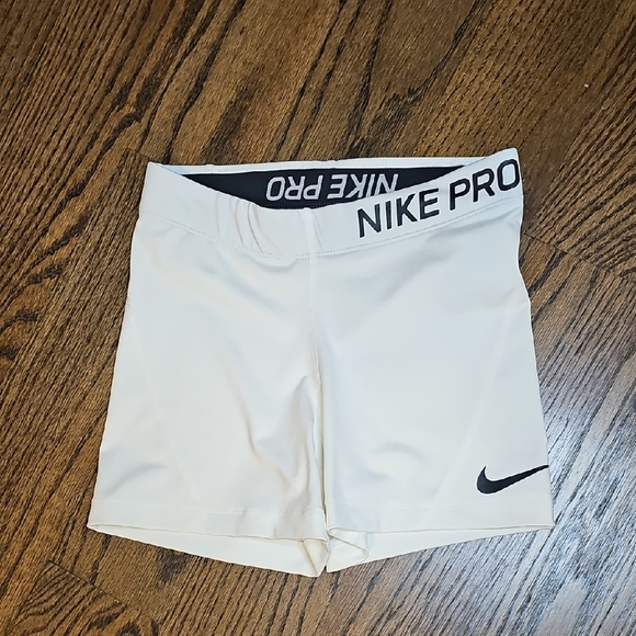 Nike Pants - Nike Pro Women's Cream Athletic Shorts